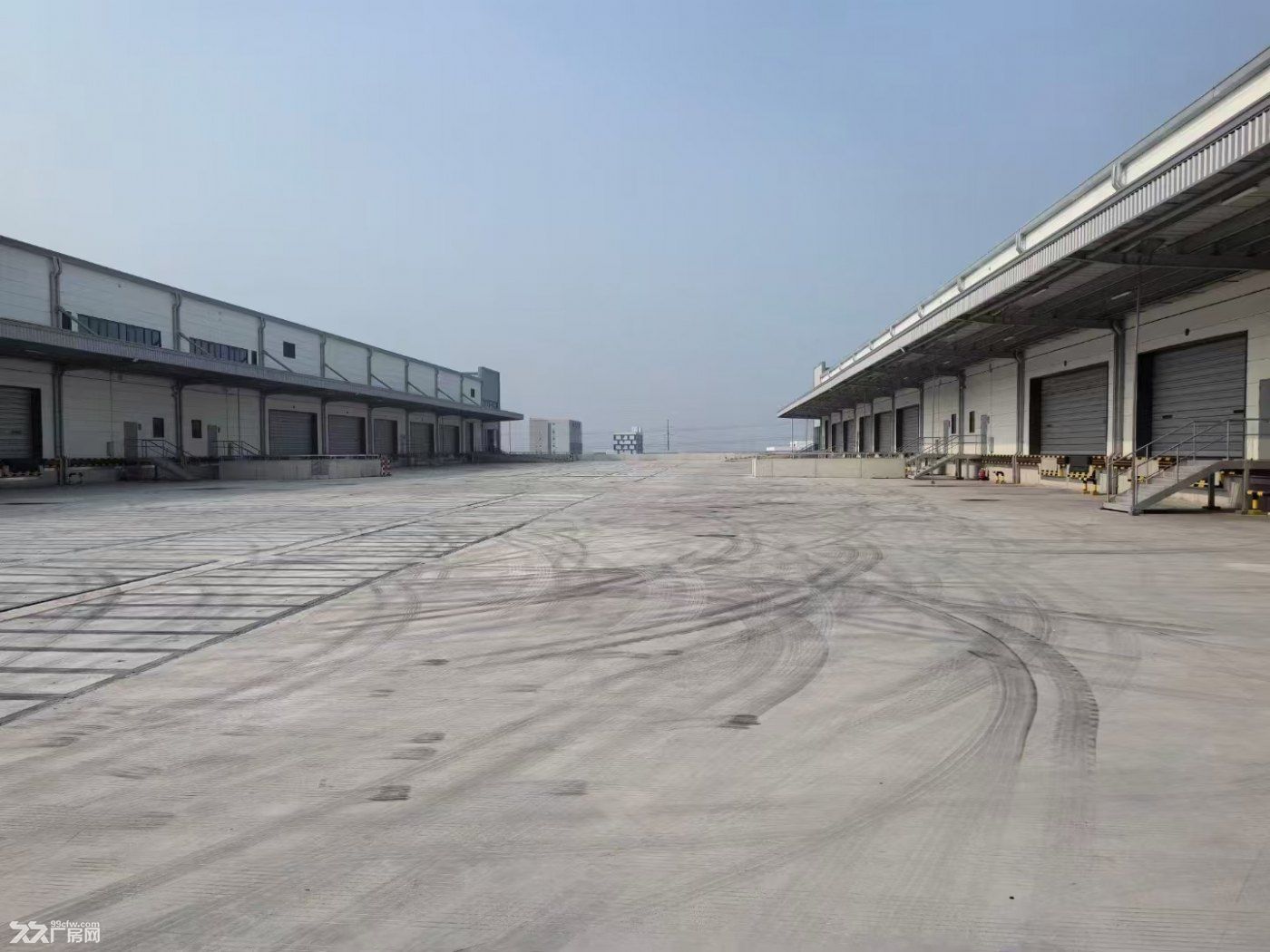 奉贤奉城沪奉高速附近3千-10万平方高标仓库出租适合仓储物流电商 - 3