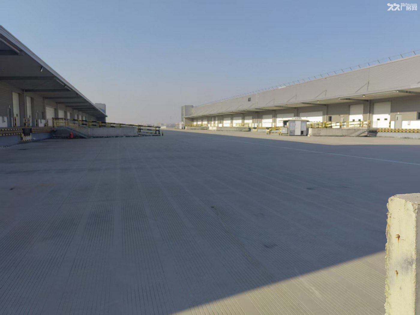 闵行莘庄工业区出租高平台仓库30000平  丙二类消防随时看库