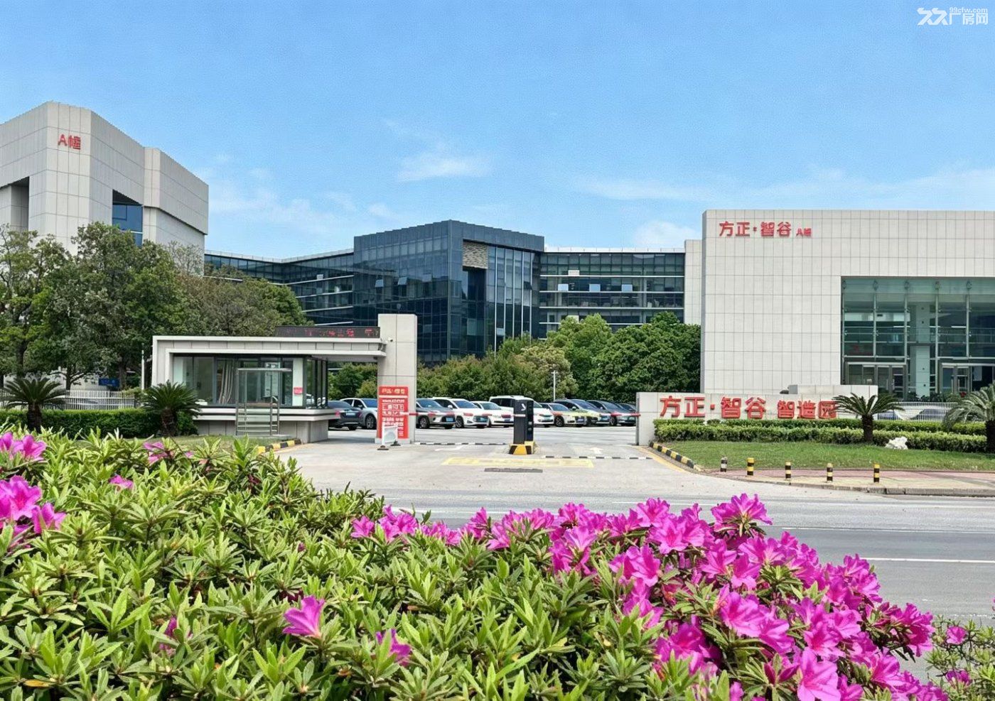 厂房出租东沙湖位置优渥，交通便利精装修860平，生活配套齐全，价格面议