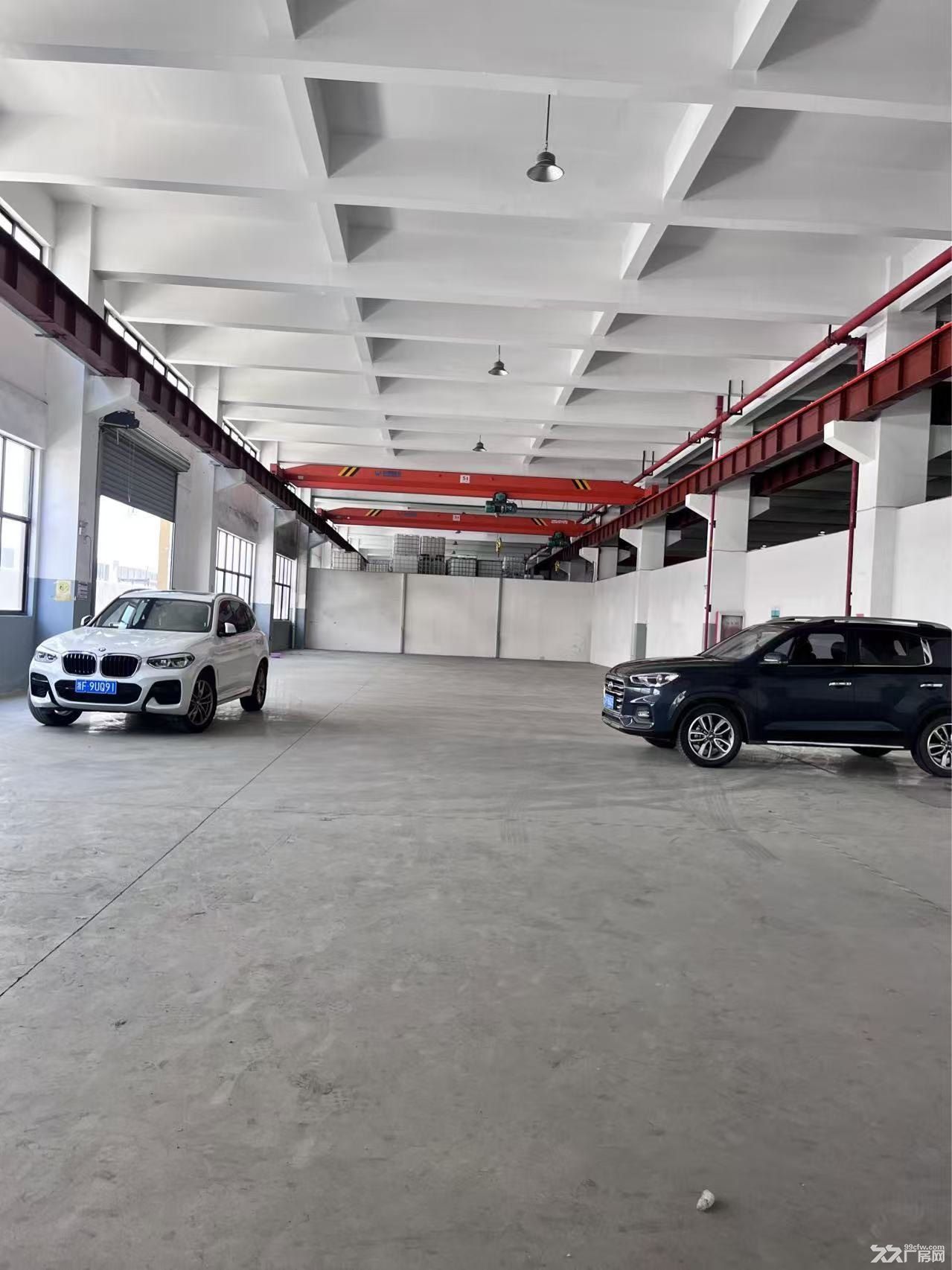 惠民开发区2266㎡方正单层车间！配2台行车，1200万能谈 也可出租