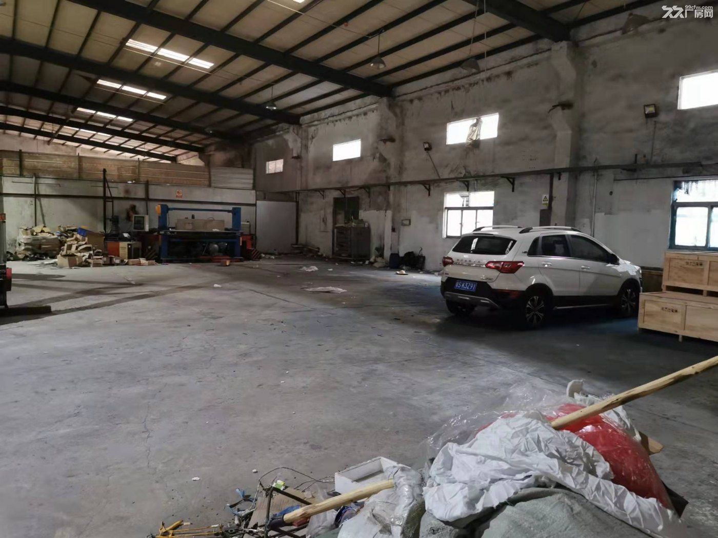 凤岗五联无柱子钢构出租500平 面积是在 CNC 注塑 模具 - 4