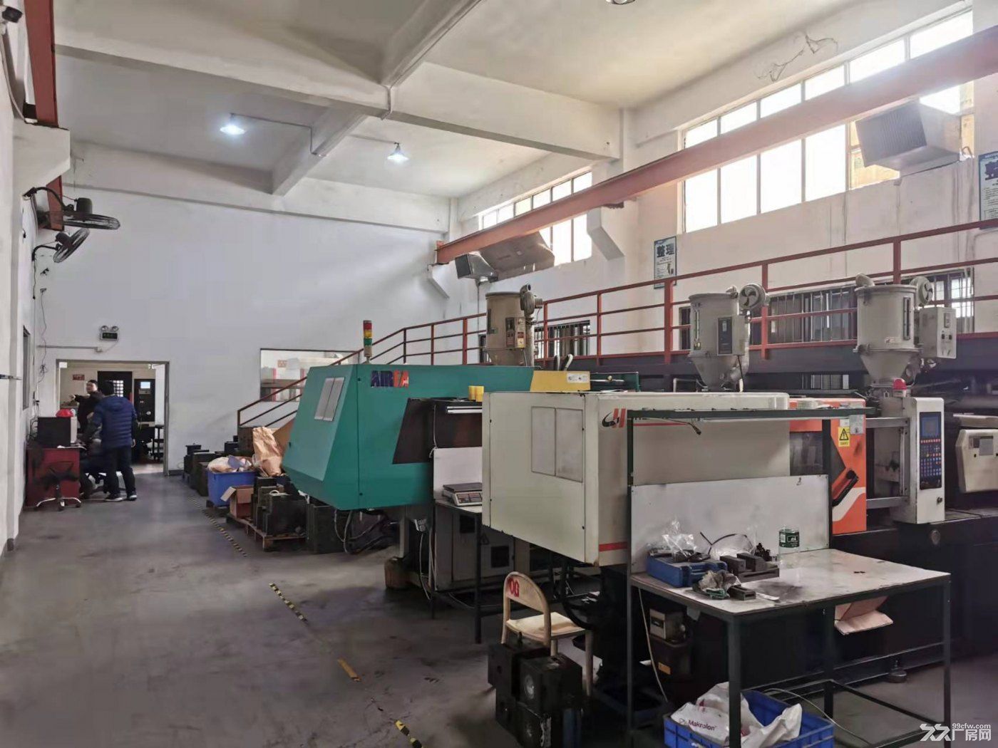 凤岗汽车站附近一楼五金CNC数控模具钣金厂房出租 带行车 - 3
