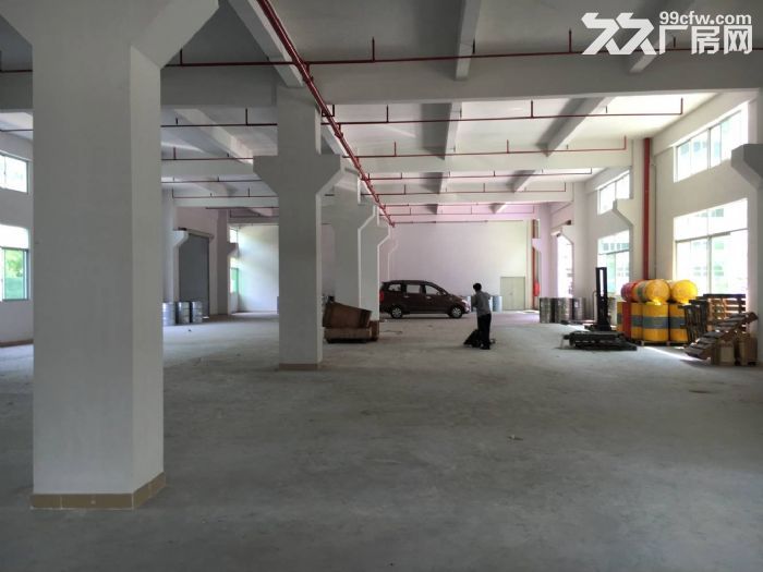 东莞清溪大利一楼厂房出租2000平 可分租 有牛角 - 2