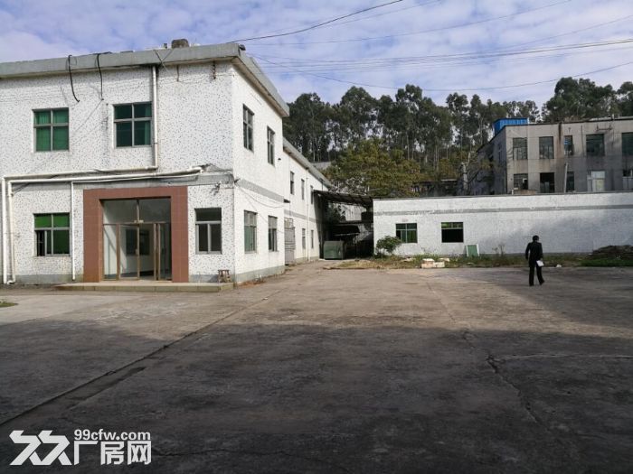 清溪镇长山头工业区 2层小独院厂房出租1500平方
