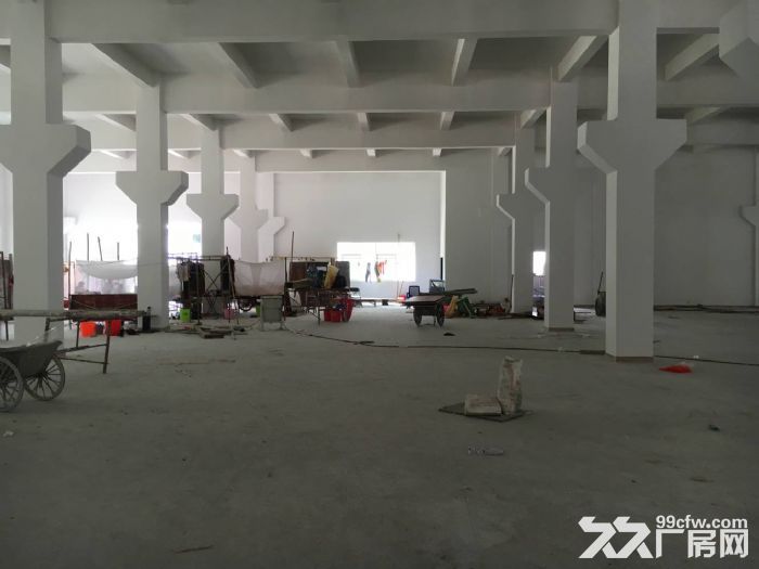 东莞清溪大利一楼厂房出租2000平 可分租 有牛角 - 3