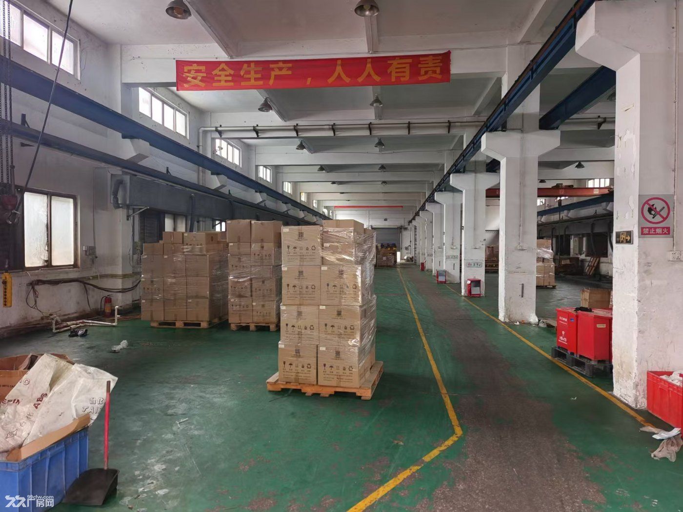 凤岗注塑模具装配厂房出租一二楼2900平米,有现成航车 模房 - 4
