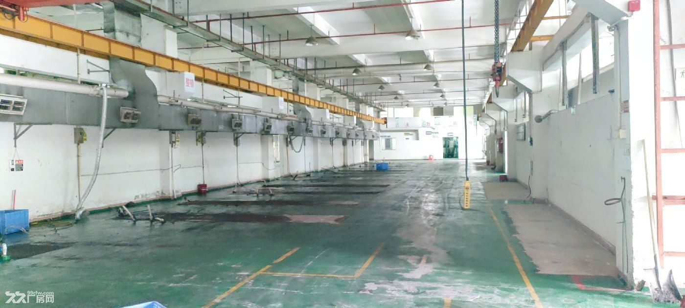 有行车，清溪三中厂房出租 适合注塑，丝印 五金加工模具CNC