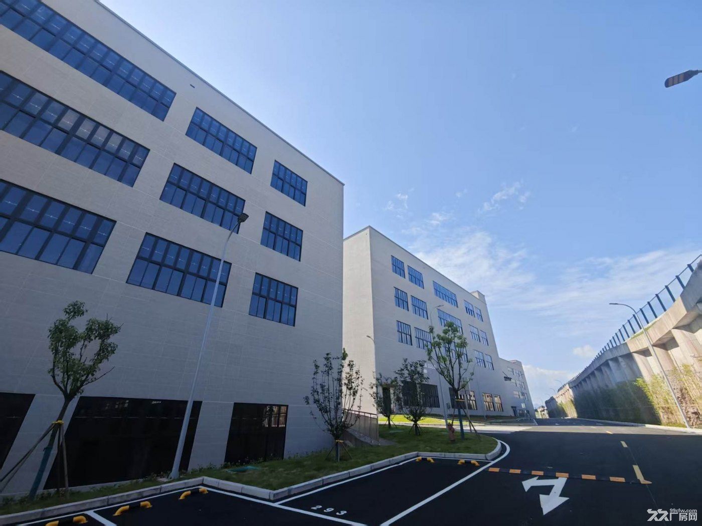 两江·具身智造基地11.6万平方米标准厂房 - 3