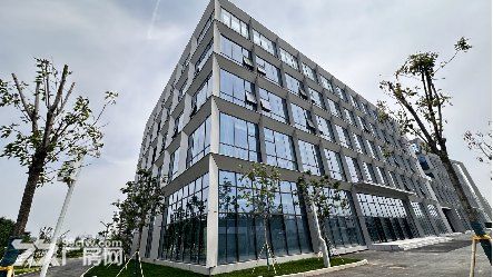 租售 草滩核心区域现房 全新玻璃幕墙采光好形象佳工业厂房