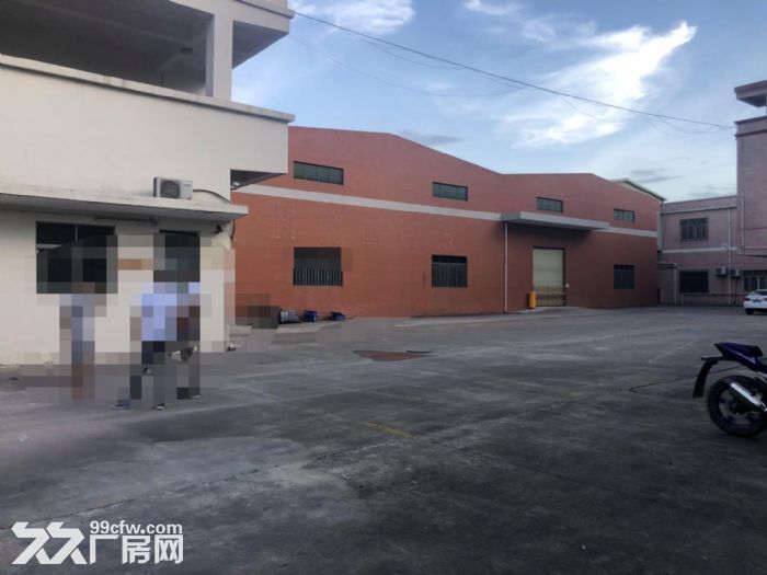 凤岗建筑材料 模具钢材 玻璃 汽车配件独院钢结构厂房出租 - 2
