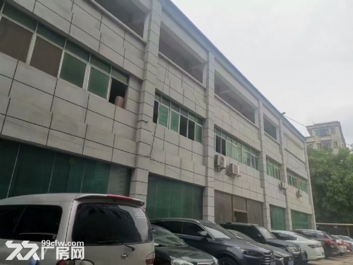 凤岗金凤凰楼上适合五金 包装 加工厂房出租4000平 水电齐 - 2
