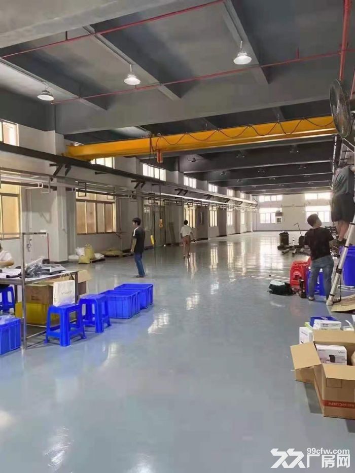 带航车，电费便宜 塘厦注塑模具 钣金 机械设备一楼厂房出租