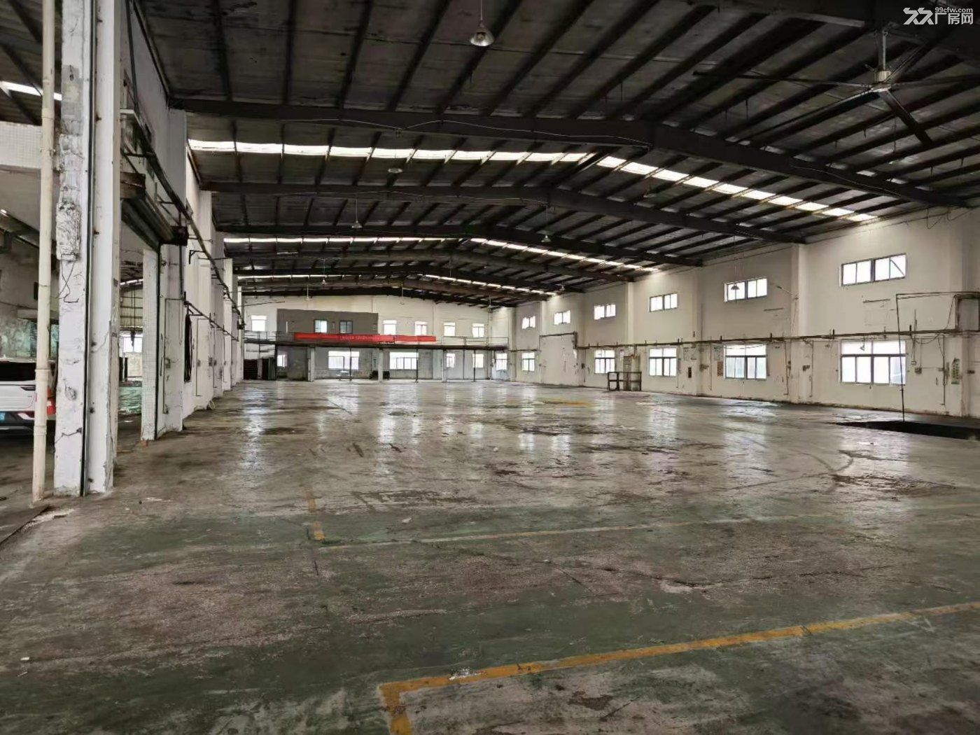 单一层厂房4300平方,带航车5吨 - 4