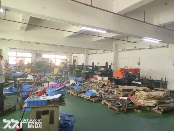凤岗五联楼上小设备 五金 加工厂房出租450平 拎包即可生产