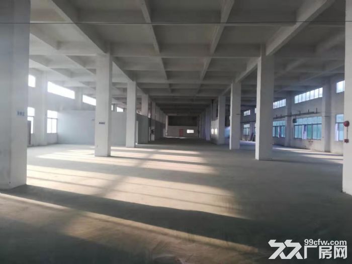 清溪三中二楼重工厂房出租，2600平，高6.5米，适注塑五金 - 2