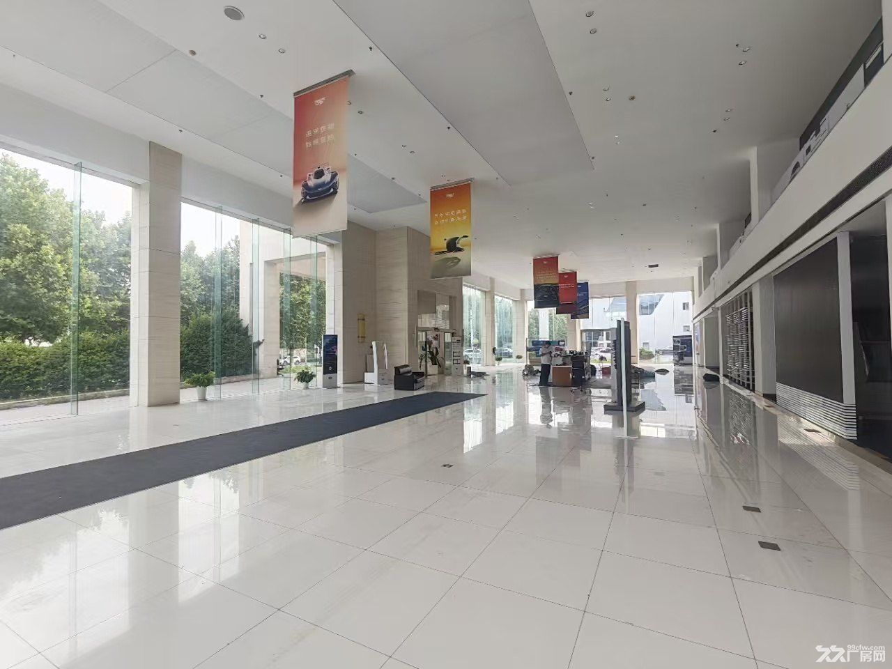 闵行独门独院沿街7500平汽车4S店出租,精装修展厅加售后 - 2