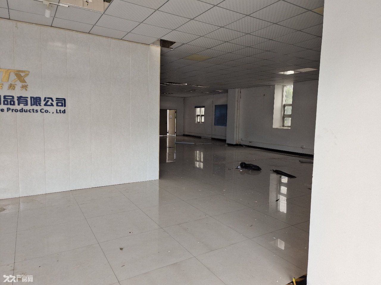 凤岗五联一楼标准厂房出租3500平 层高6米，近深圳平湖观兰 - 4