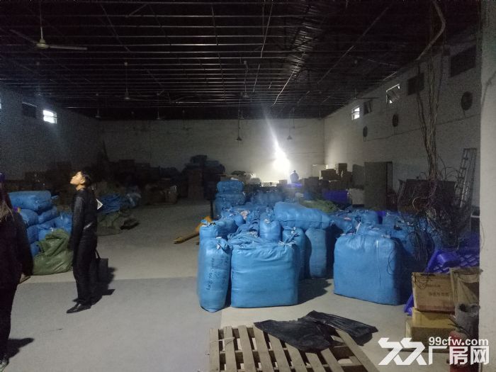 凤岗天堂围出租单一层钢构高7米850平方,水电齐全 - 3