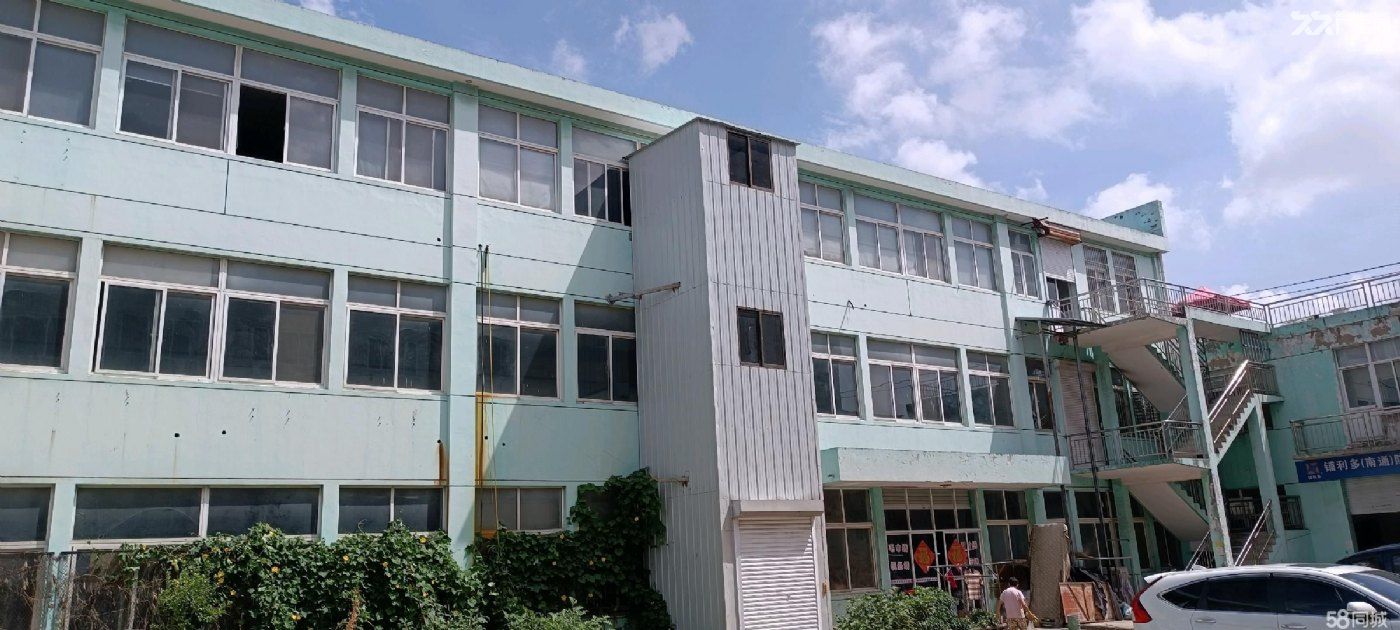标准厂房直租，多种面积选择。 - 2
