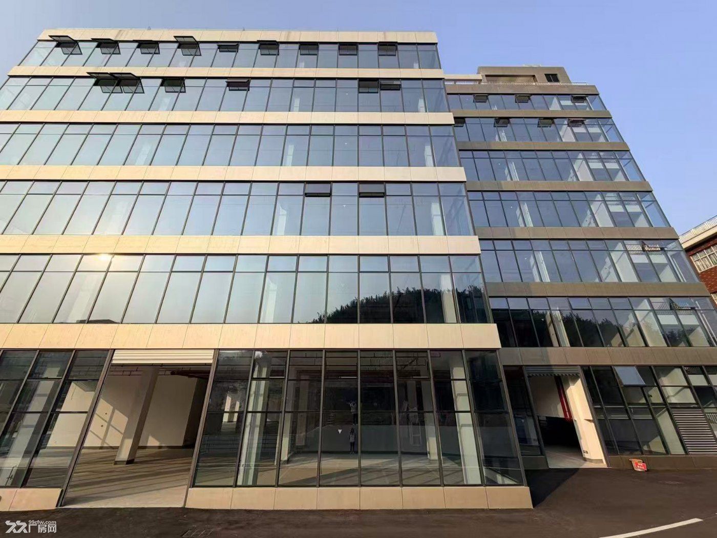 全新现代化产业园厂房整租/分租，总面积25000㎡，生产研发一体，可过环评 - 6