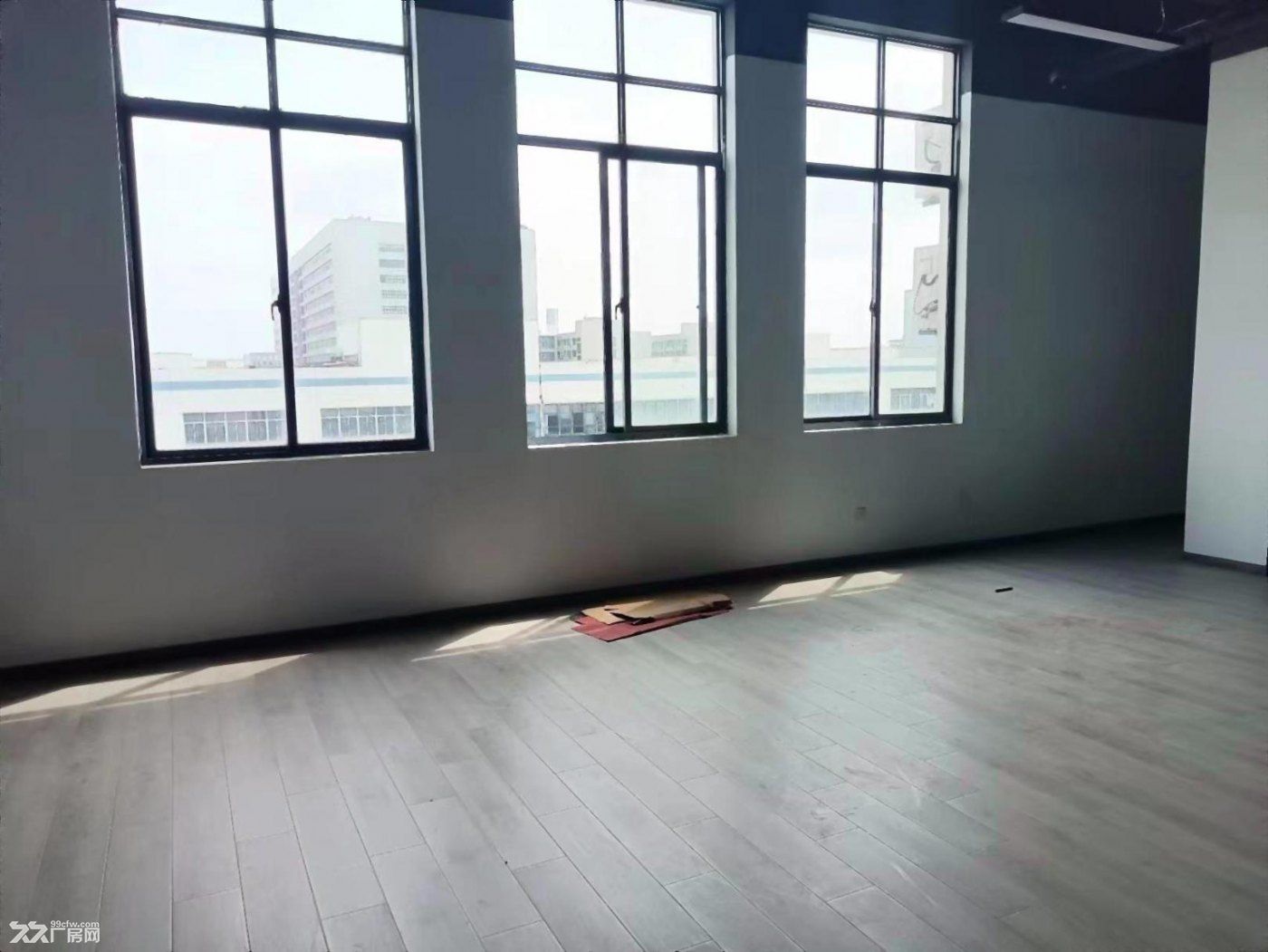 下沙工业园北标准科创园，配套齐全，面积可定制，办公电商展厅等 - 2
