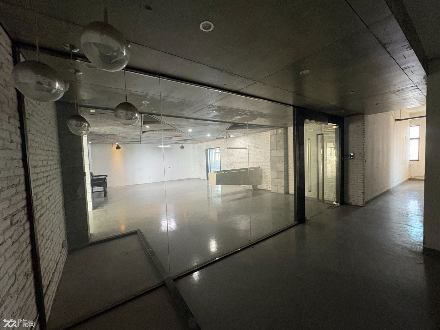(非中介 杭州滨江区西兴工业园区900方厂房出租 - 2