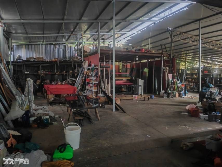 奉化700平铁皮厂房一楼带空地，大车自由进出，楼上可住 - 2