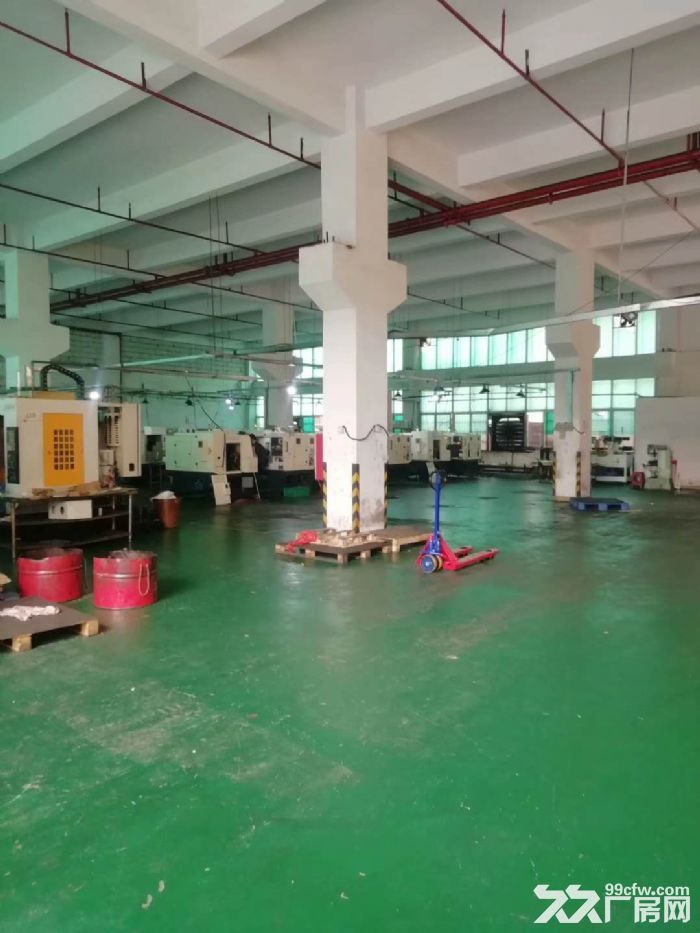 凤岗注塑模具 五金电脑锣 钣金厂房出租一楼1200平米有行车 - 2