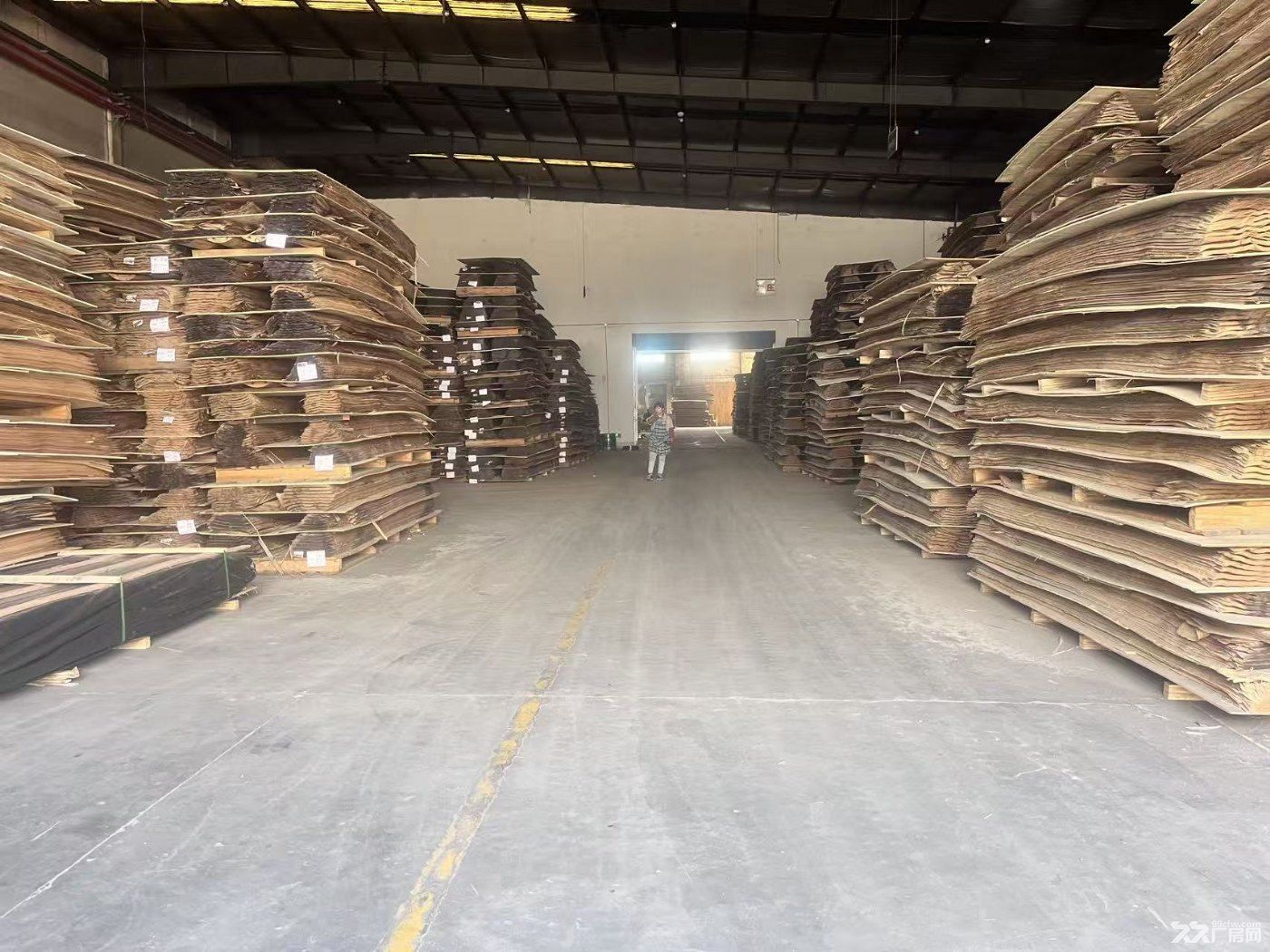 炮台口主干道边单层车间，大小两栋2500/1300方建材物流仓，邻商城14元特价 - 2