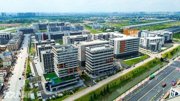 临广、临莞原房东90000平重工业标准厂房出租，大小可分租 一楼高7.8米
