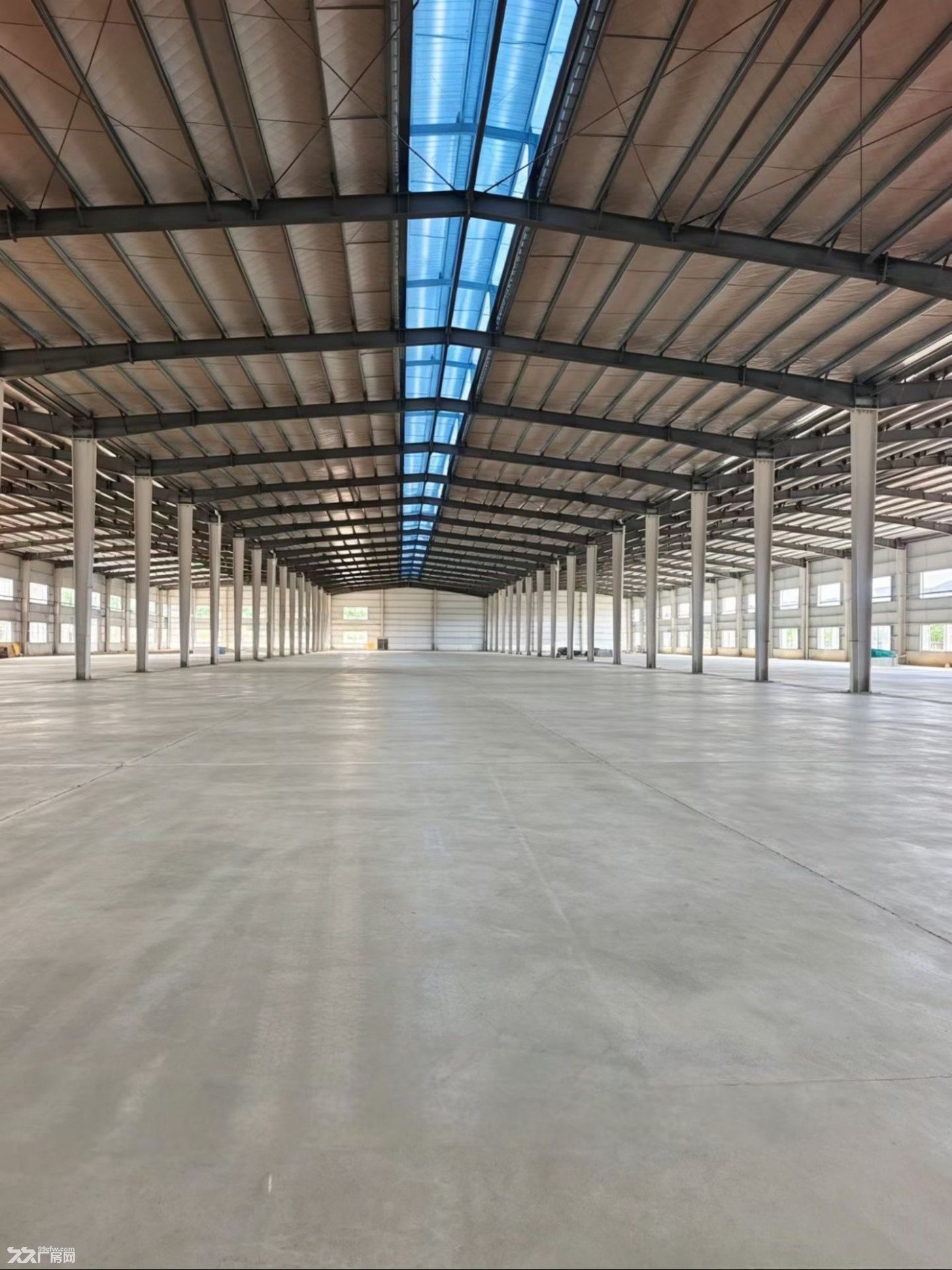 原房东高10米独门独院钢构厂房出租，建面25000㎡ - 6