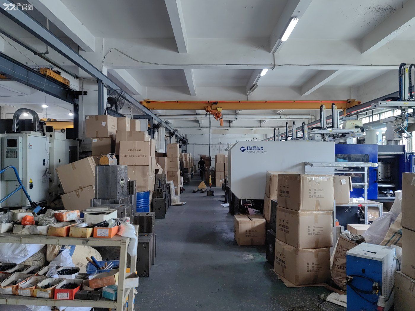 带行车，注塑模具厂房出租一楼1200平 凤岗雁田布心