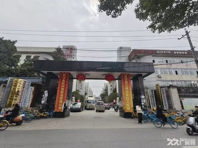 厂房直租（房东直租）一楼厂房仓库，特惠招租，可分组