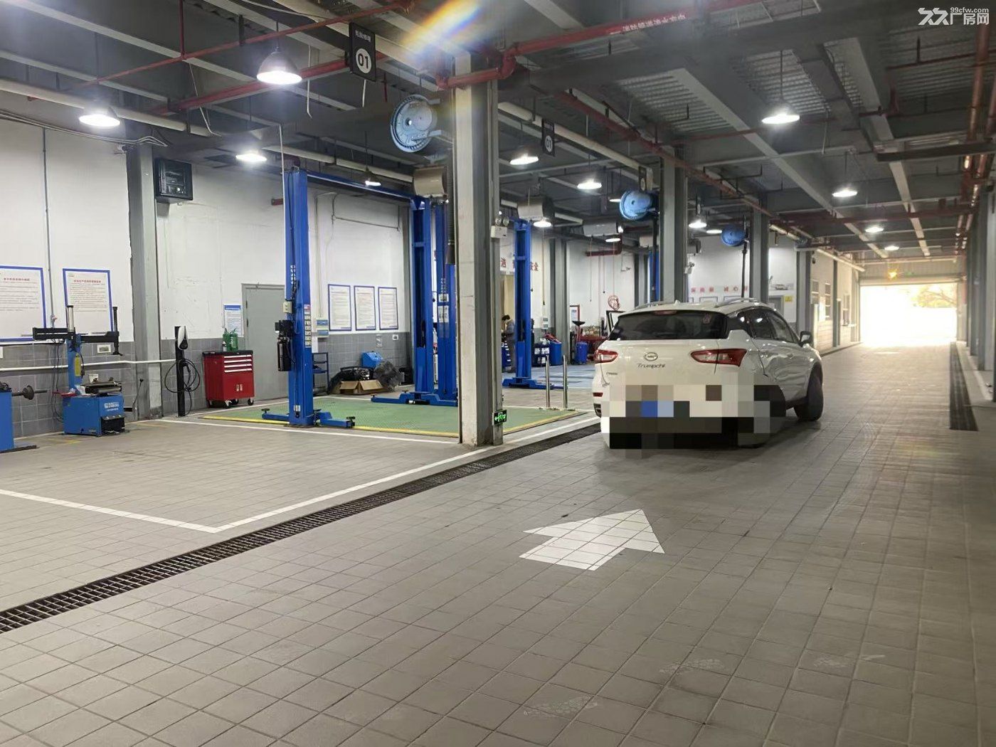 武汉东湖高新区大学园路28号标准传祺4S店整体出租（可租10年 - 7
