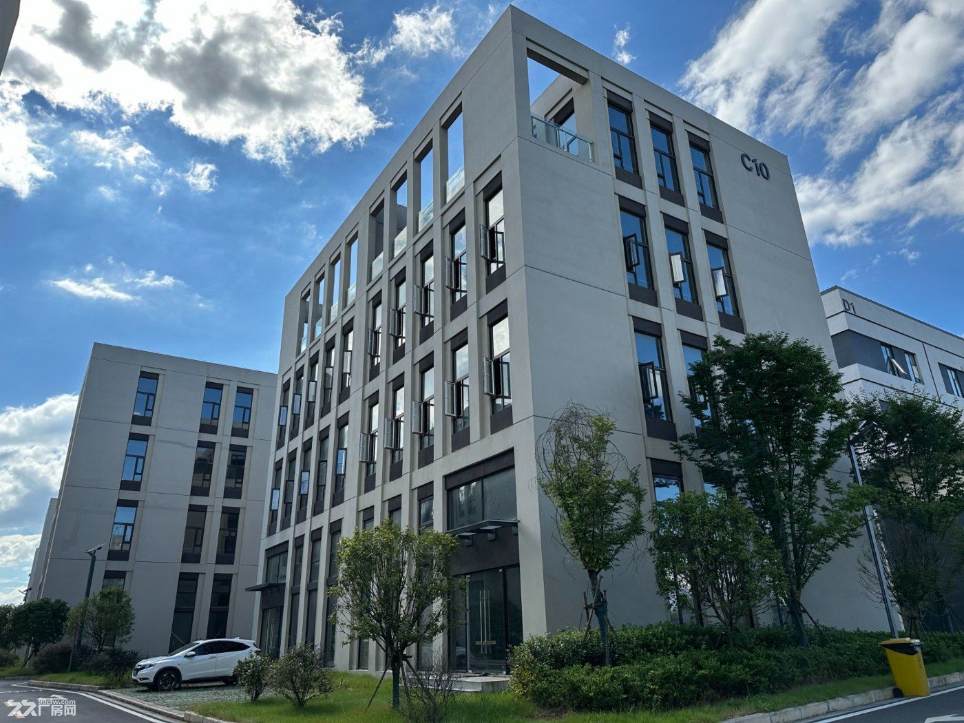 汤逊湖畔花园分层厂房可租可售客货梯齐全配套成熟 - 4