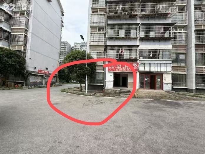 高铁站临街门面仓库出租 - 8