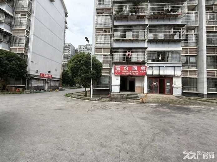 高铁站临街门面仓库出租 - 6
