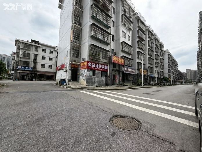 高铁站临街门面仓库出租 - 7