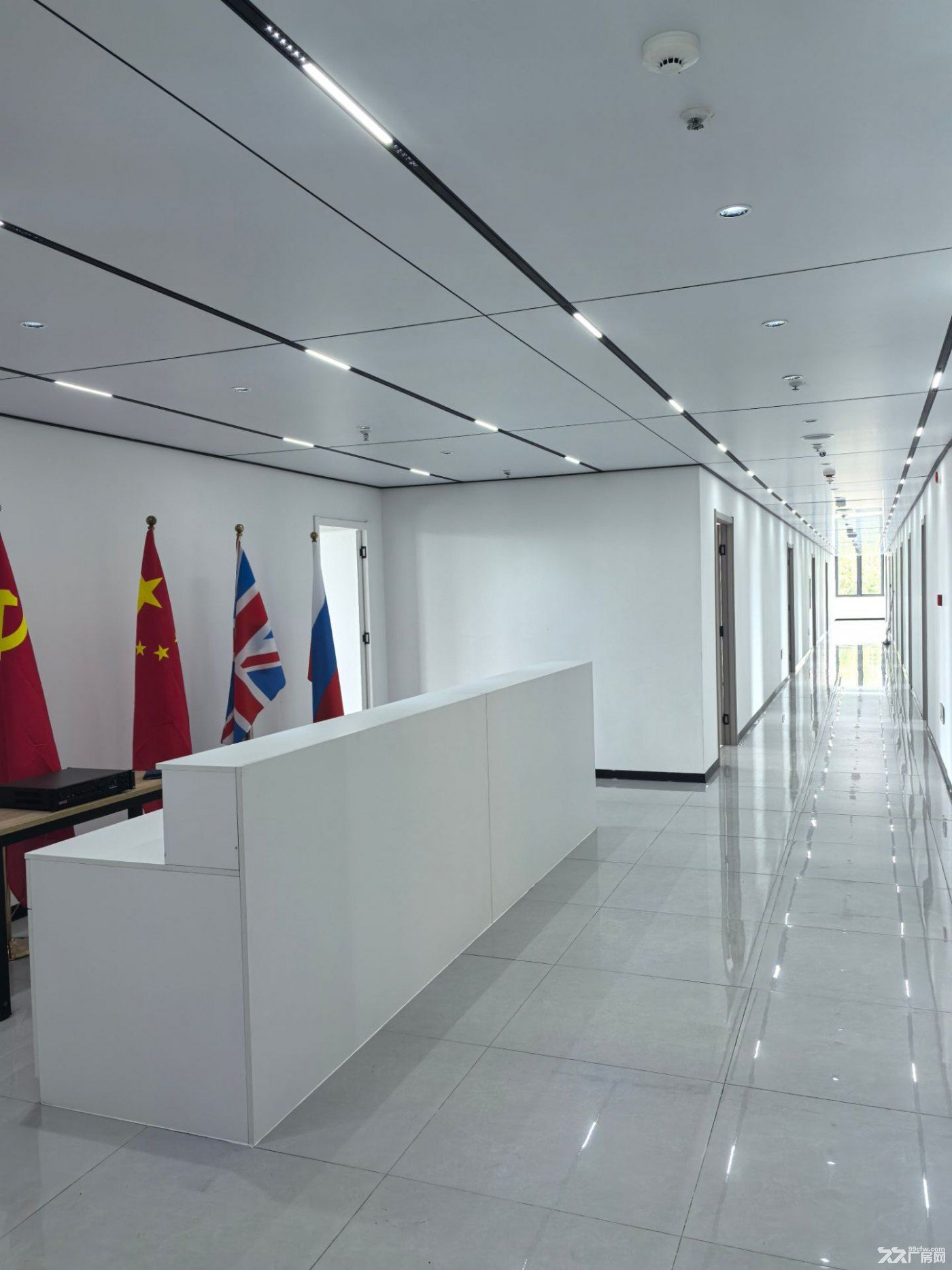 郑东新区8号线地铁口附近精装办公 - 8