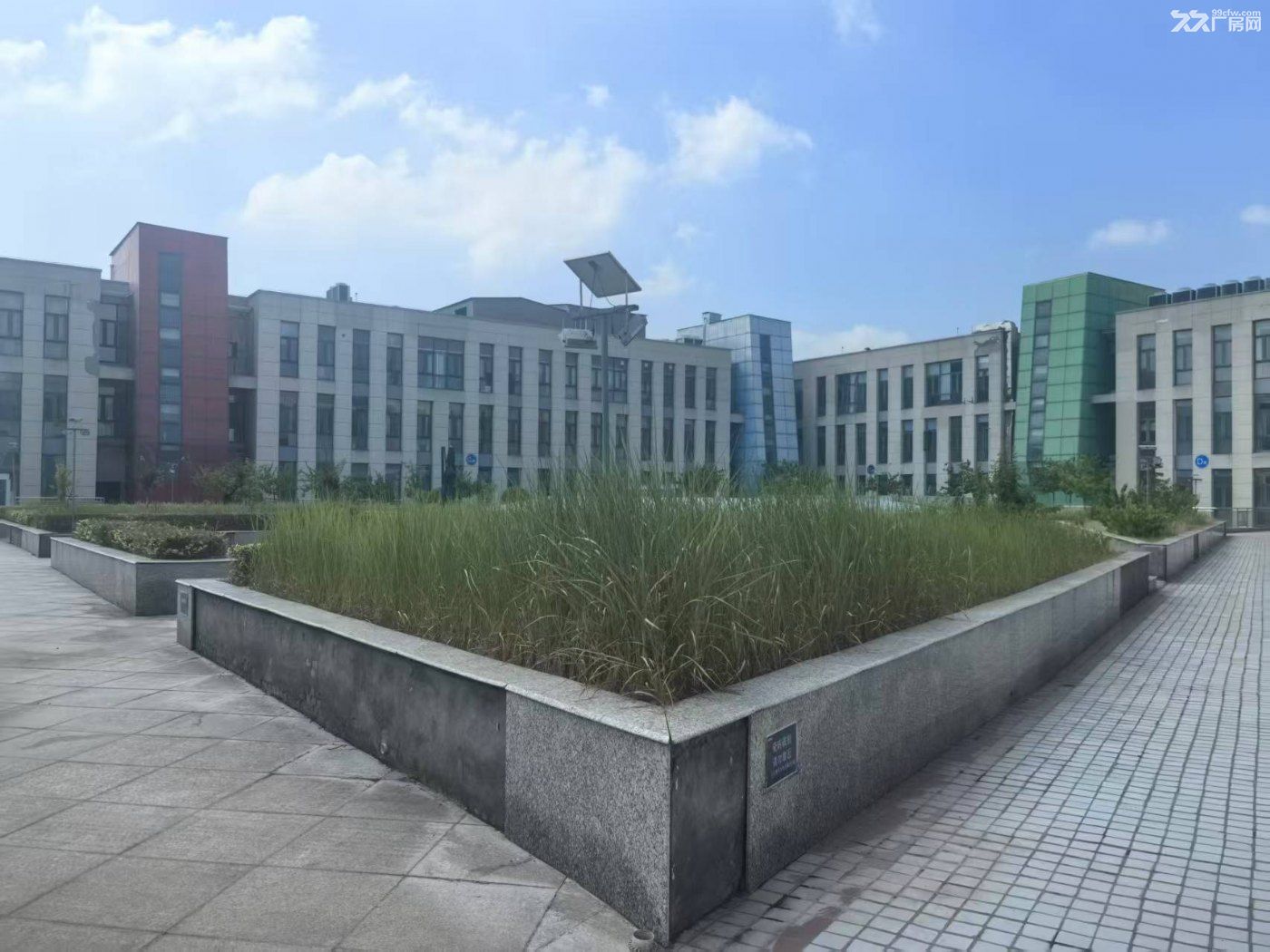 郑州航空港核心区厂房出租 - 5