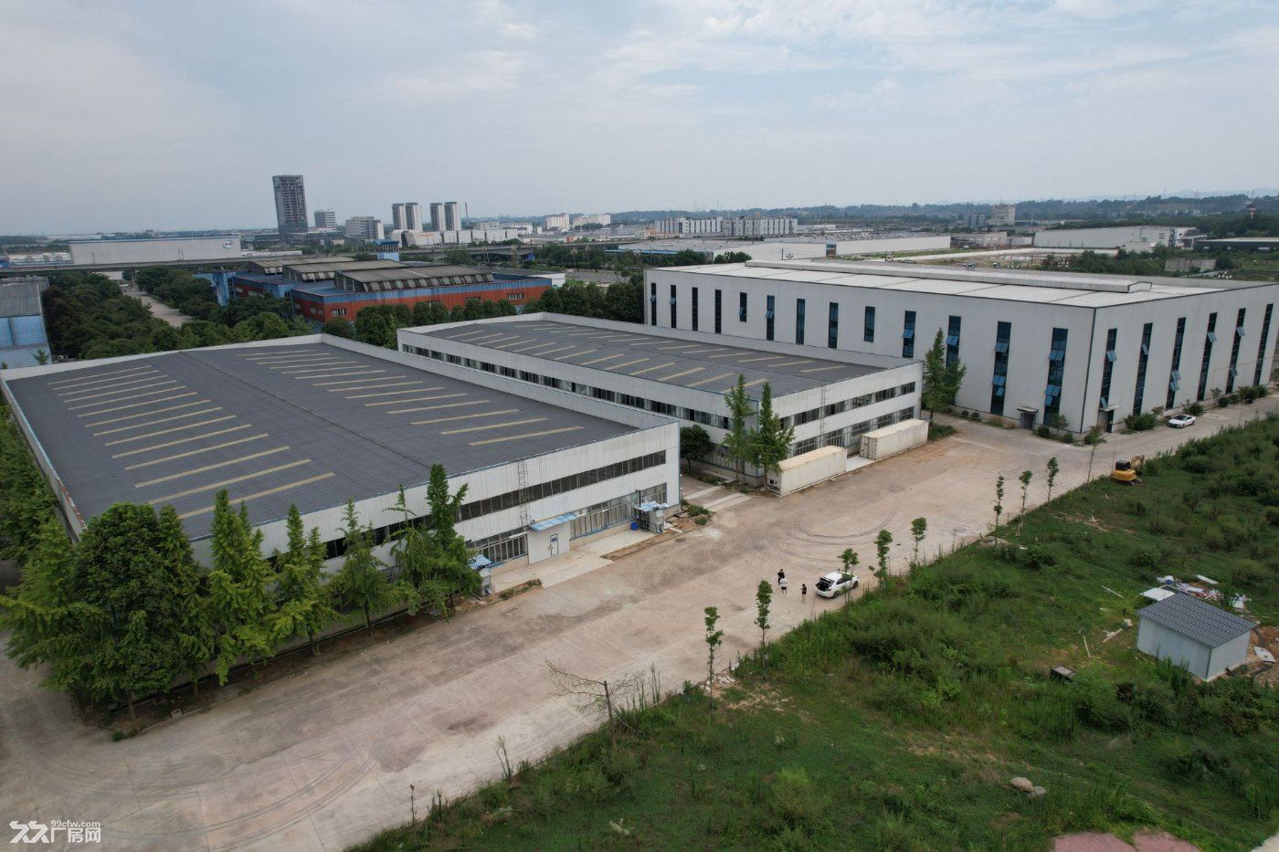 成都食品厂房出租：腌腊香肠工厂选址，顶级老板只看硬核底盘