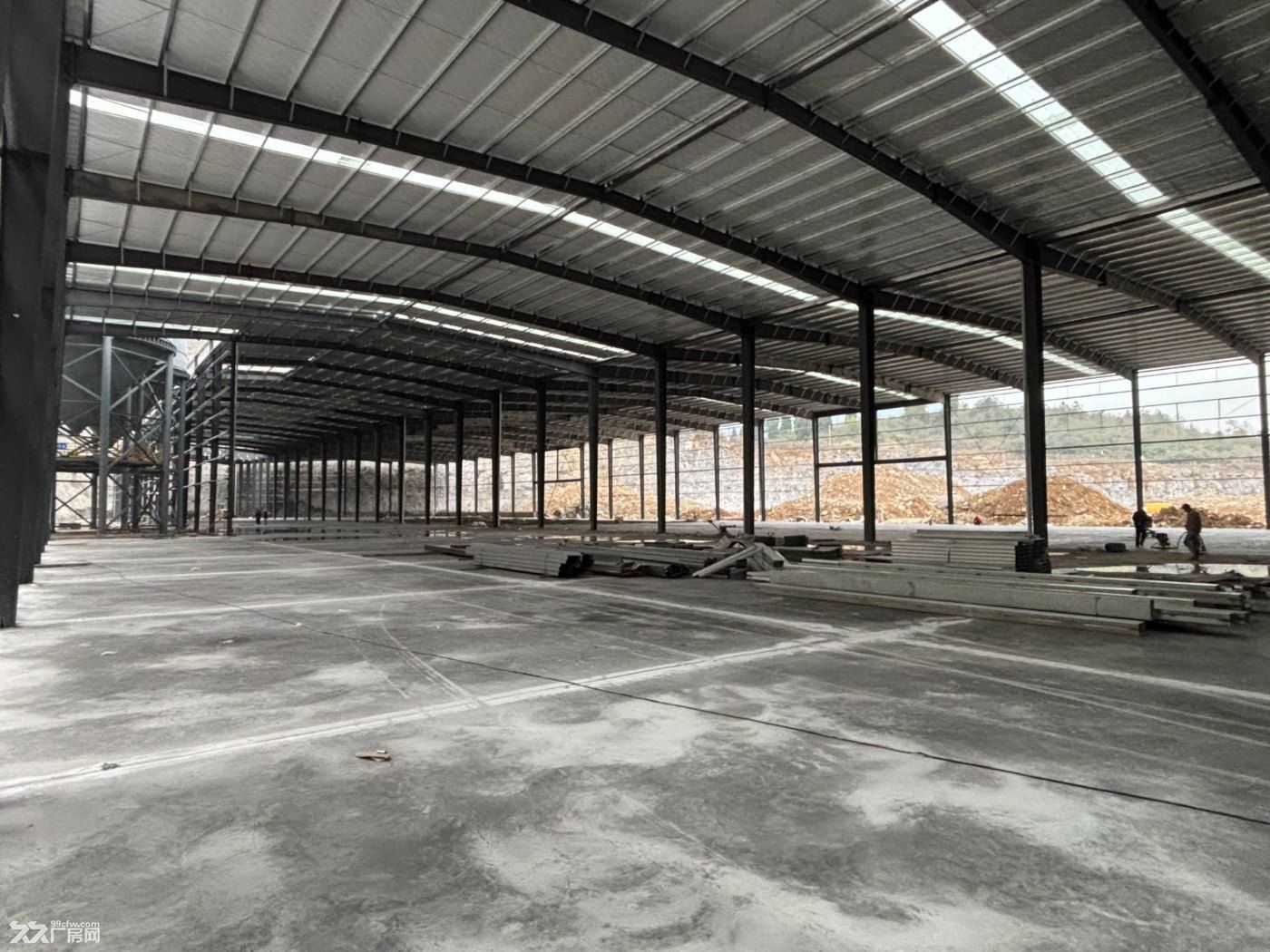 水江镇化工园区12000平厂房出租(可分租) - 2