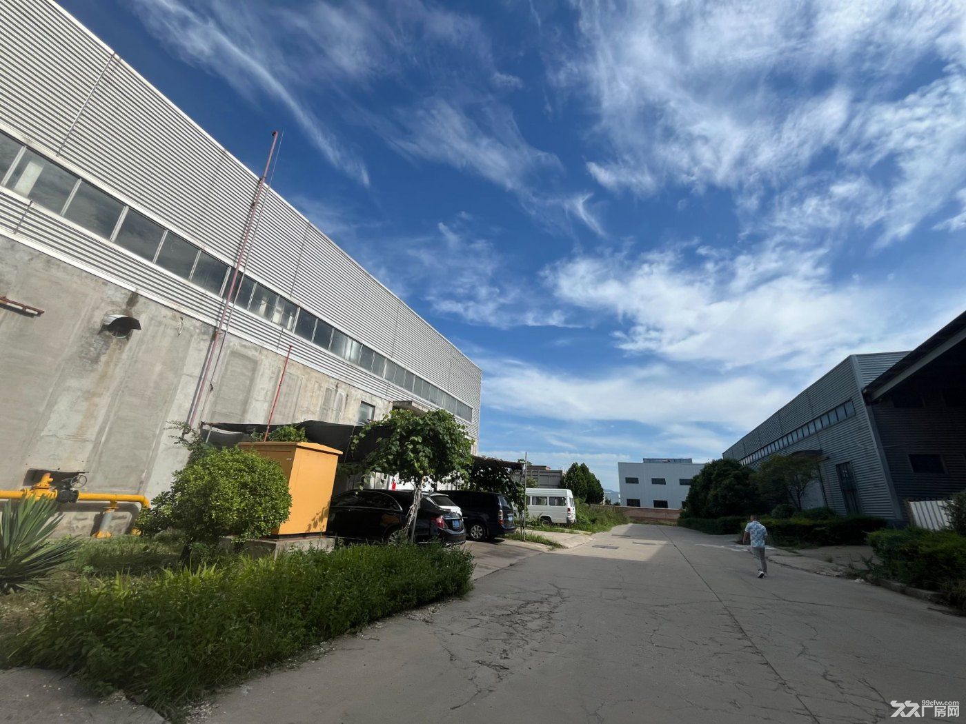青岛啤酒/百事隔壁 渭北工业园 27 亩独院出售 大环评+天然气+10 吨航车 - 6