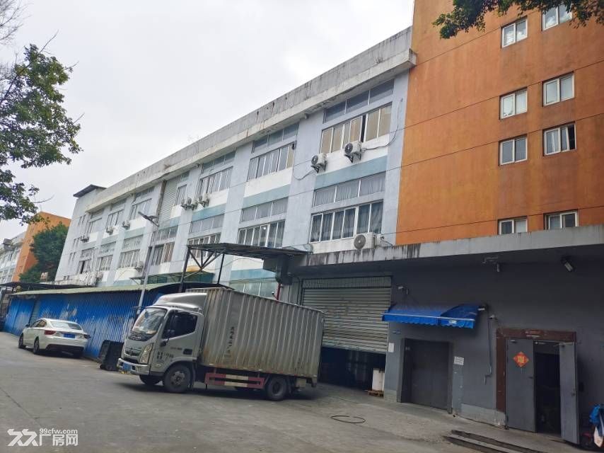 金山工业集中区浦上园标准厂房 - 2