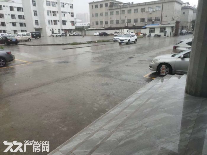 凤岗沙岭车站 一楼厂房/仓库出租450平 有办公室 空地大 - 2