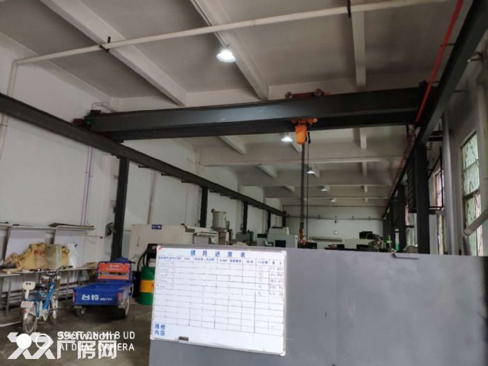 清溪一楼 模具钢材 电脑锣 压铸 玻璃厂房出租600平 - 5