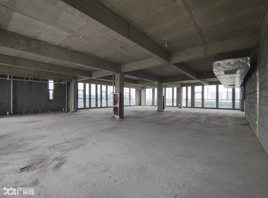 高新区工业厂房600平超低价出售