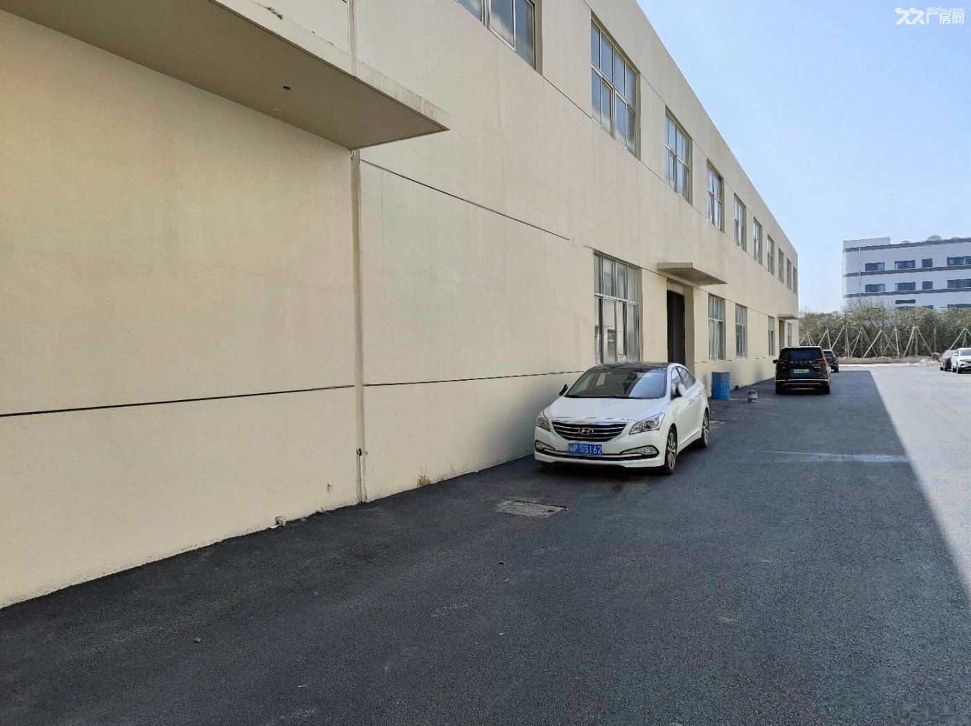 房东直租:黄渡原房东出租1500,单层带行车,精装办公室,场地大 - 7