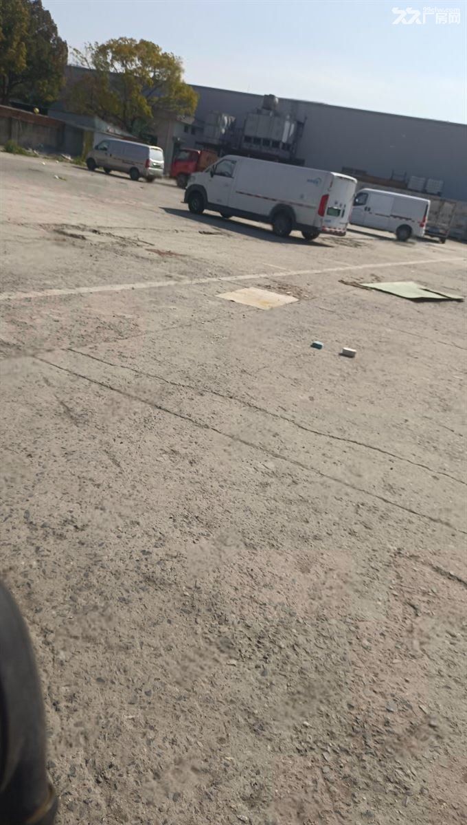 房东出租 黄渡曹安公路水泥场地8亩石子场地5亩可分租，停车堆放，理石板。 - 6