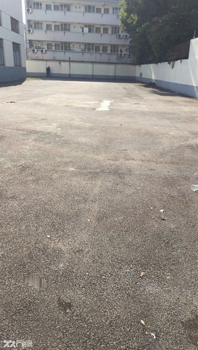 房东出租 黄渡曹安公路水泥场地8亩石子场地5亩可分租，停车堆放，理石板。 - 7